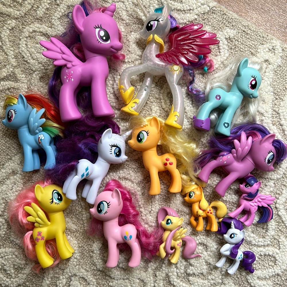 My Little Pony G4 Lot of 13 Ponies Fashion style brushables Princess Celestia +